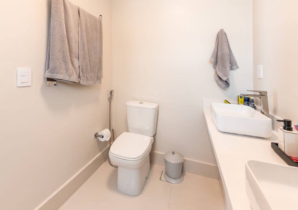 Banheiro_2_Suite_DSC_5497-HDR