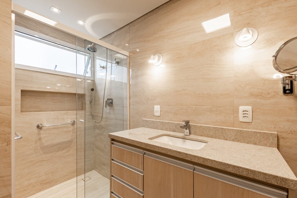 Banheiro_2_Suite_DSC_5599-HDR